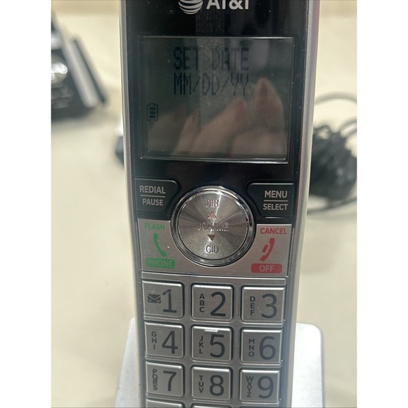 AT&T Cordless Home Phone Base & 3 Cordless Bases Phones Tested & Works CL82415 - Picture 11 of 13